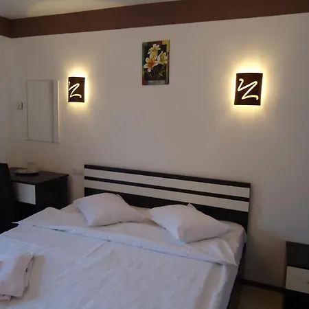 Casa Floraly Vendégház 3*
