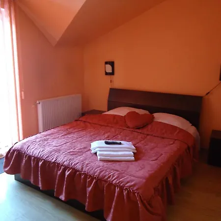 Vendégház Casa Floraly
