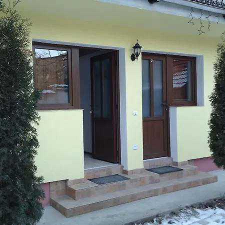 Casa Floraly Vendégház