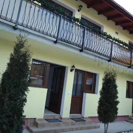 Casa Floraly Vendégház